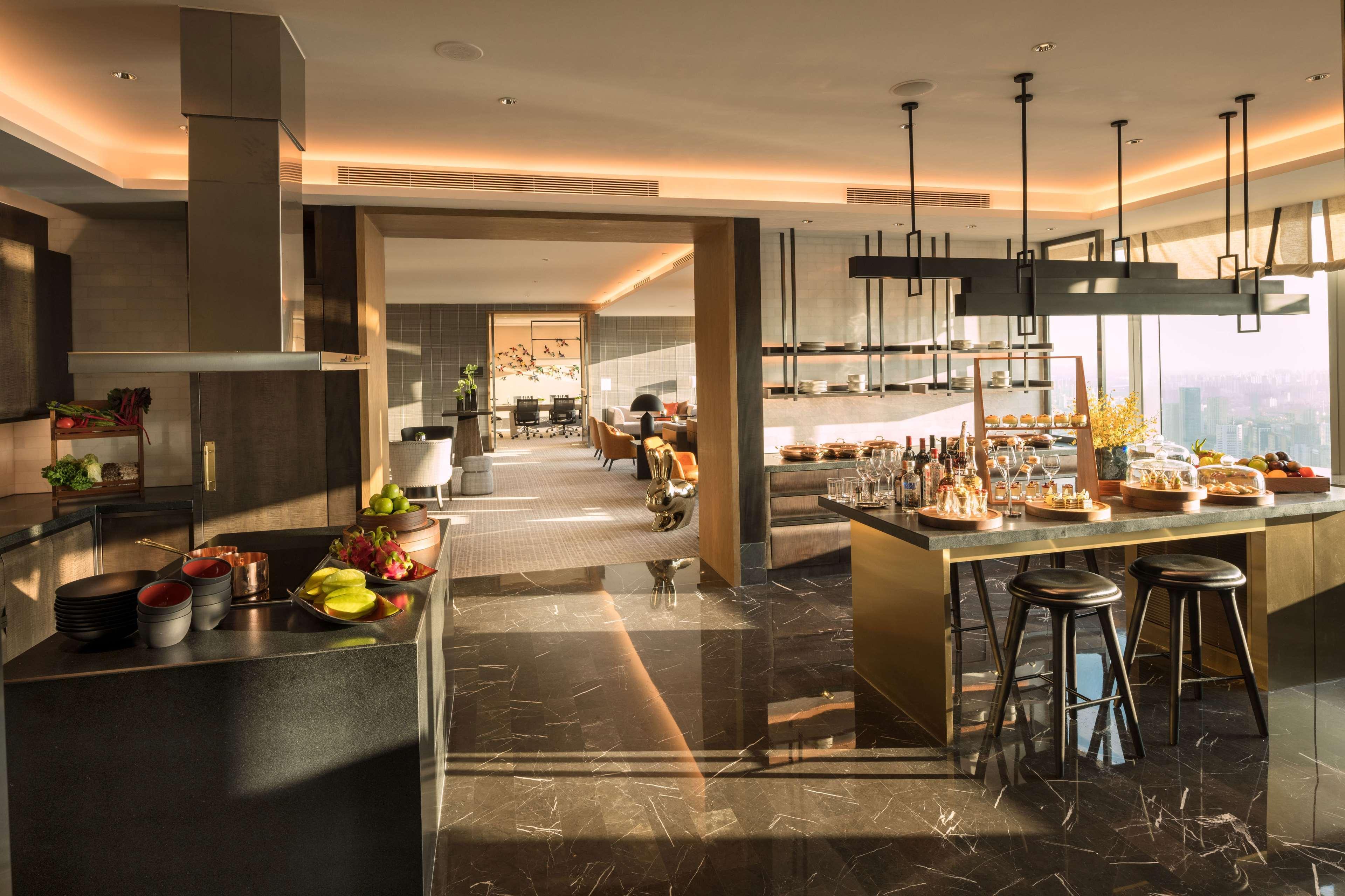Conrad Shenyang Hotel Bagian luar foto